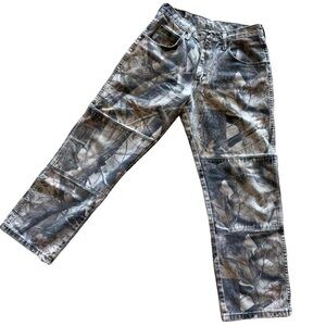 Wrangler Real Tree Camo Jeans